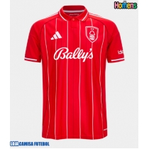 Camisa de Futebol Nottingham Forest Oleksandr Zinchenko #35 Equipamento Principal 2025-26 Manga Curta